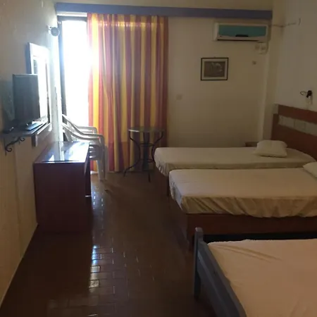 Mamouzelos Aparthotel 2*