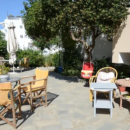 Aparthotel Mamouzelos 2*